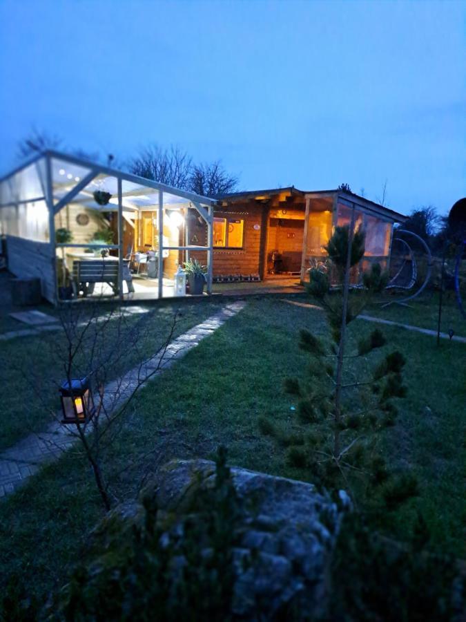 The Ranch Cabin Rathdowney Екстер'єр фото
